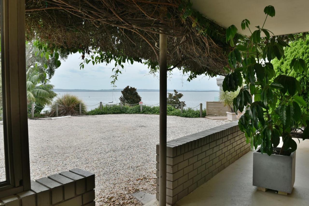 Dutchies Motel Nelson Bay & Dutchmans Beach Apartments Extérieur photo